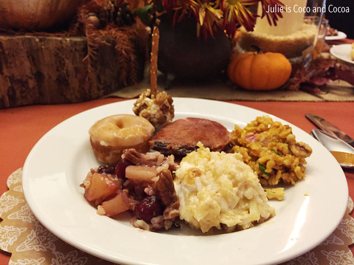 Whether you host Thanksgiving or Friendsgiving, serve the guests around your table a delicious feast with Minute® Rice
