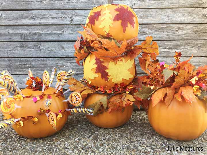 DIY Thanksgiving Pumpkin Decor {Topiary and Centerpieces} - Julie 