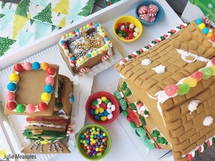 gingerbread decorating party