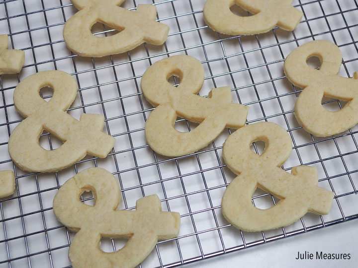 CookieCutterCom Brand Ampersand Cookie Cutter 4 Inch - 3d...