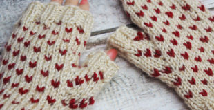 Fair isle heart mittens