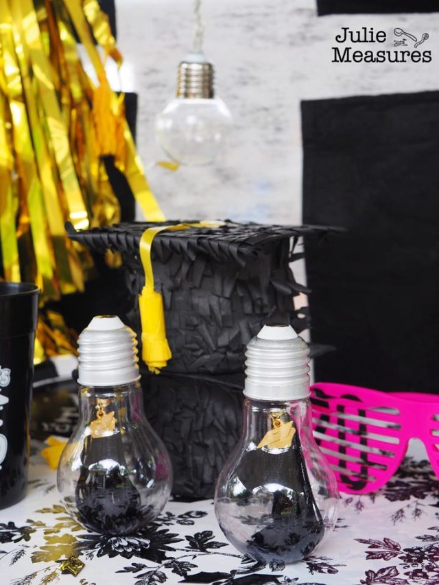 How to Throw a Graduation Party!