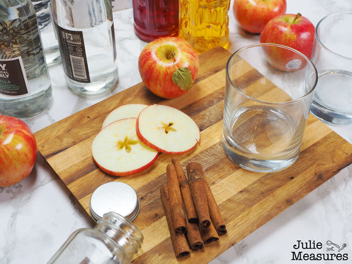 Spiced Apple Cider Mocktail